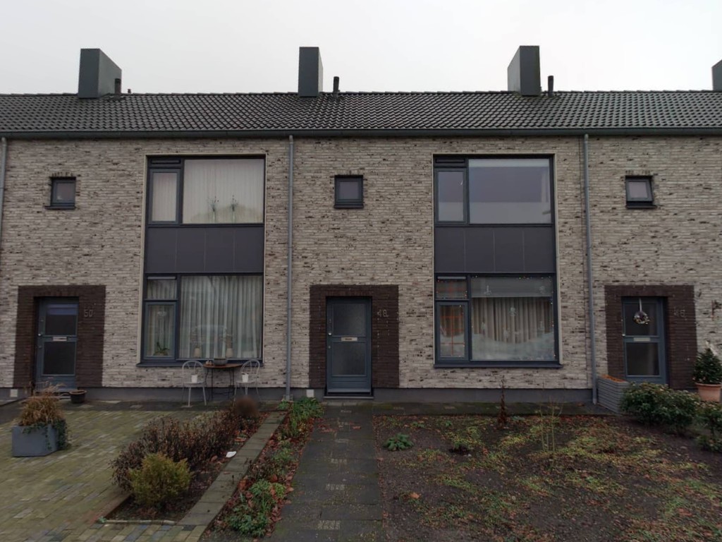 A.L. Lesturgeonstraat 48, 7815 VE Emmen, Nederland