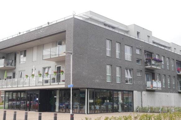 B. van der Helststraat 2-B 13