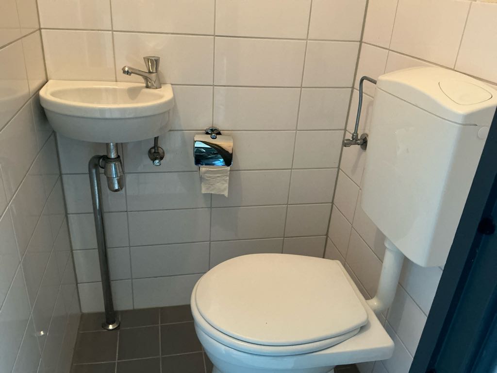 Doctor A.M. Dhontstraat 12