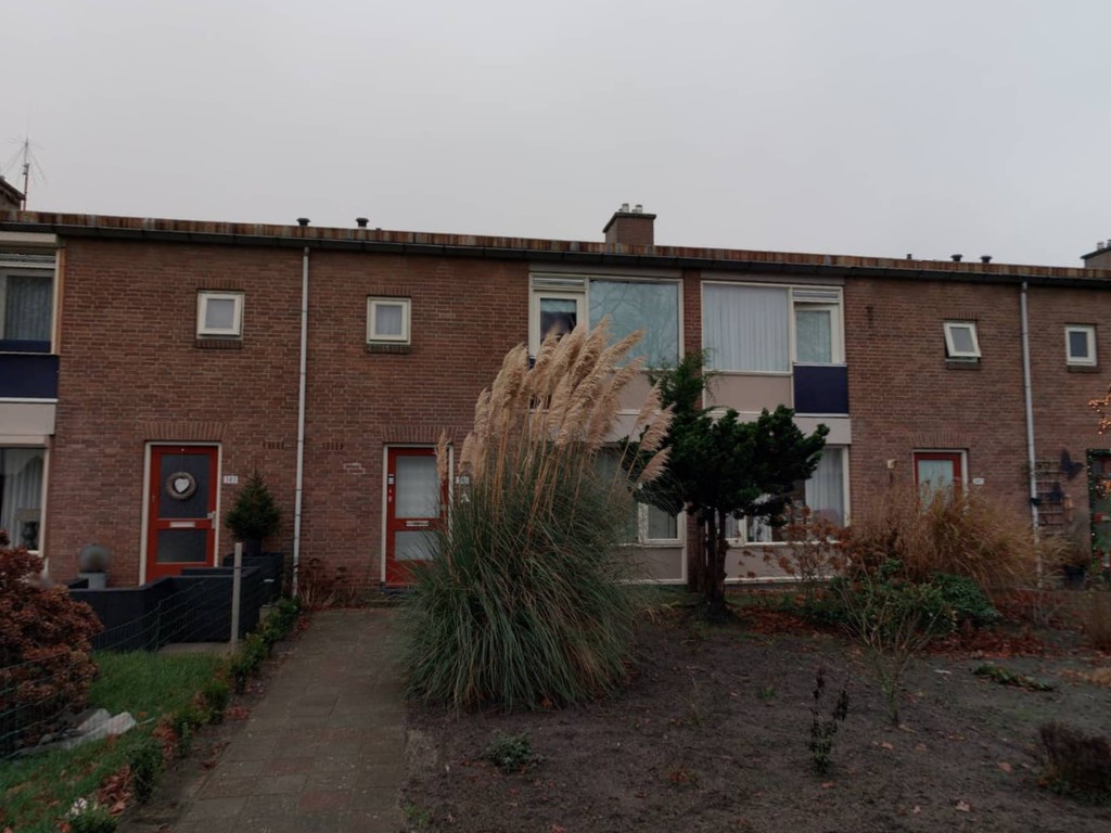 Nijkampenweg 385, 7815 GX Emmen, Nederland
