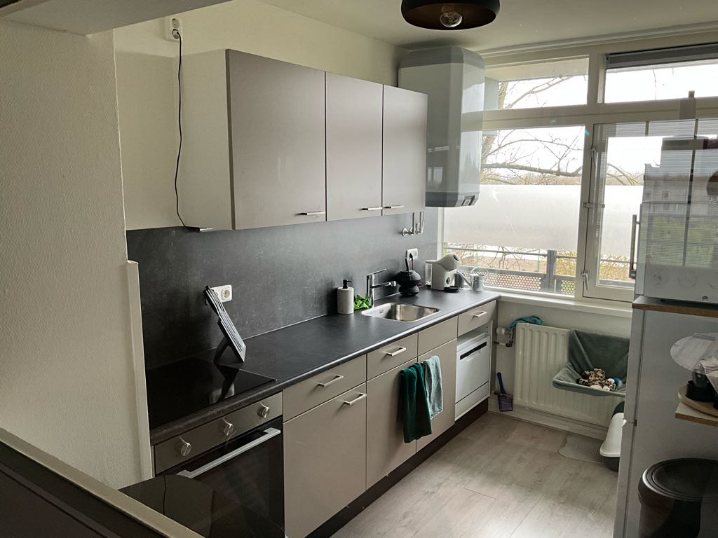 B. Van der Helststraat 64