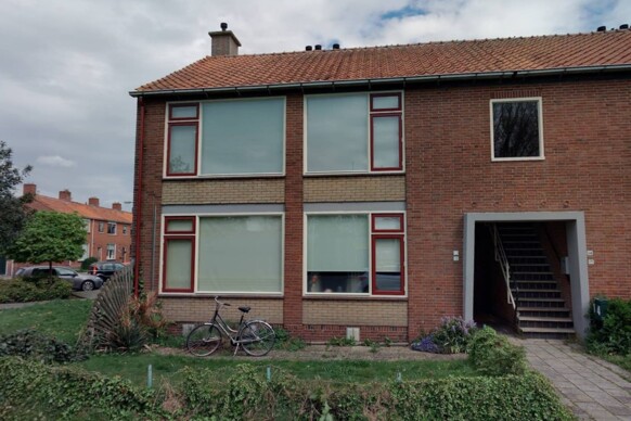 Burgemeester Jonkerenstr 12