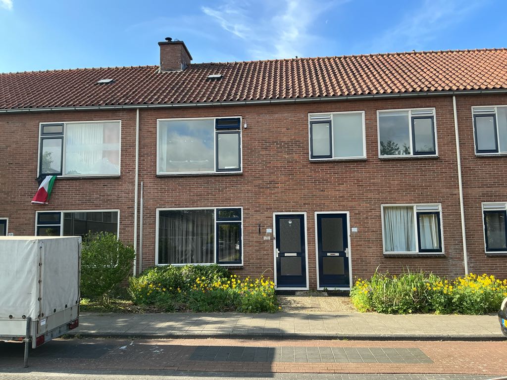 Burgemeester Voetelinkstraat 106, 8331 BZ Steenwijk, Nederland