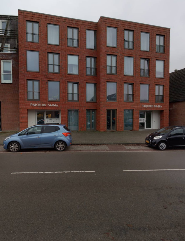 Raadhuisstraat 82, 9301 AA Roden, Nederland