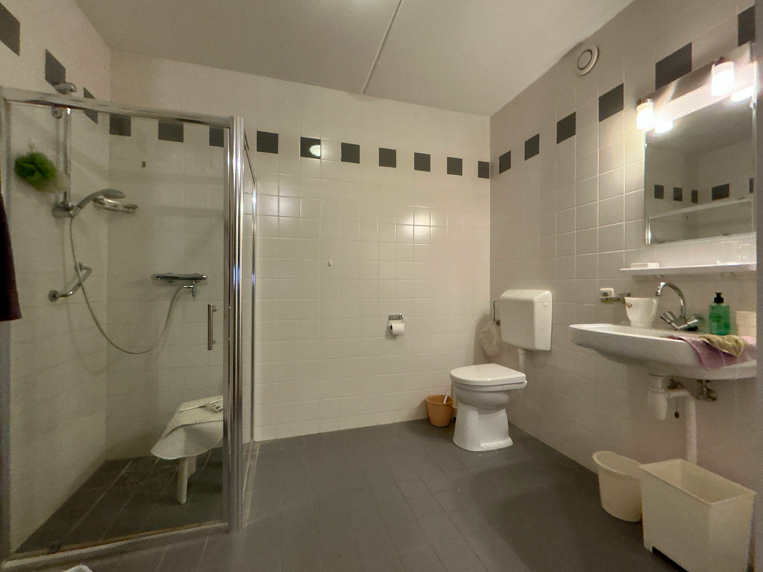 Anne de Vriesstraat 17