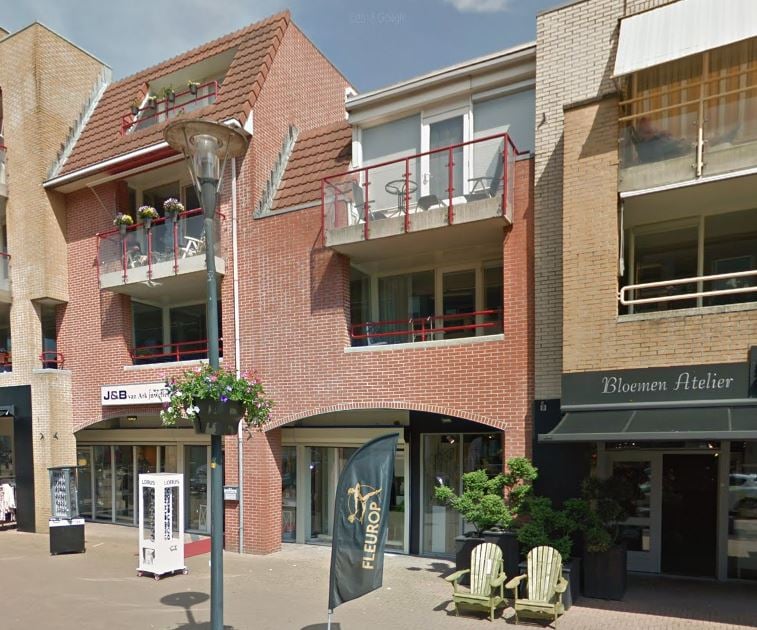 Heerestraat 129, 9301 AE Roden, Nederland