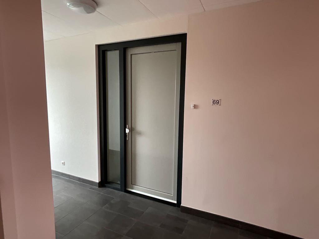 B. Van der Helststraat 69