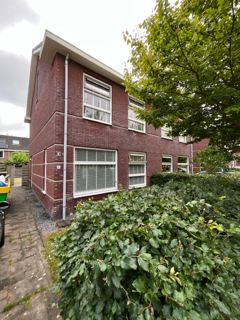 Holtdoef 15, 9302 CD Roden, Nederland