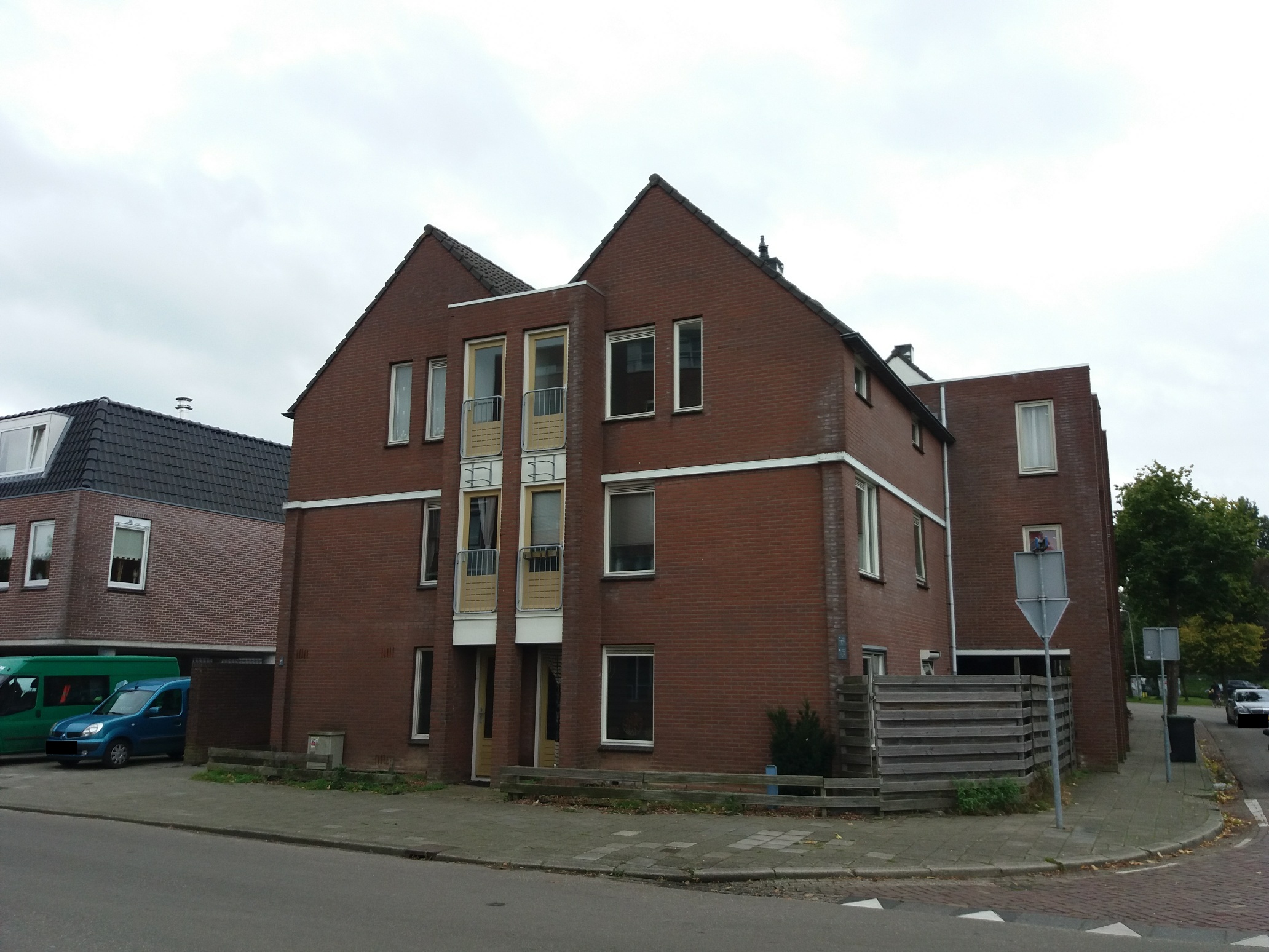 Spoorsingel 228