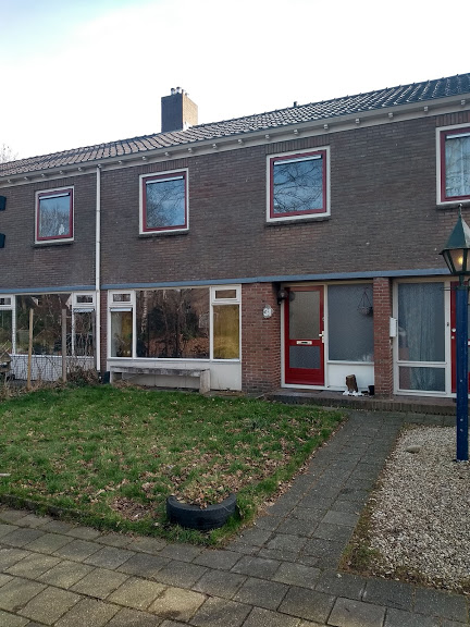Oudgenoegstraat 31, 9301 GB Roden, Nederland